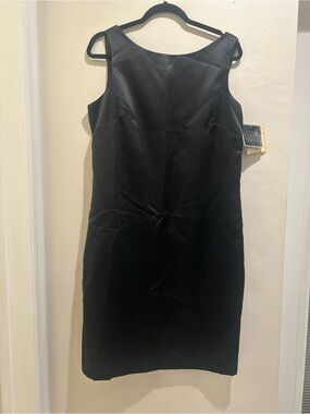 David Warren Classic Black Sleeveless Sheath Dress — David Taylor